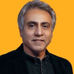 بیژن امکانیان