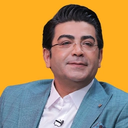 فرزاد حسنی