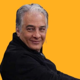 ایرج نوذری