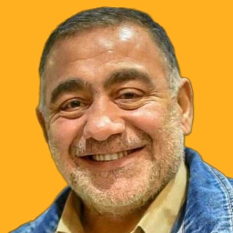 خسرو احمدی