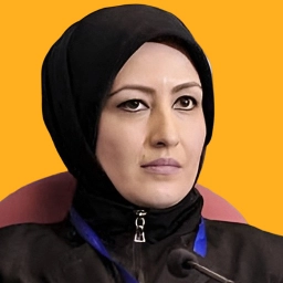 نیلوفر محمودی